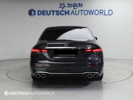 Mercedes-Benz E-Class — photo 04