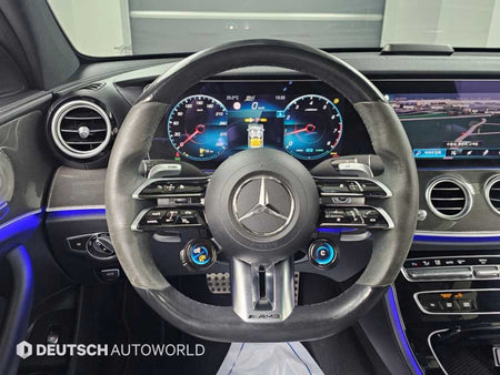 Mercedes-Benz E-Class — photo 13