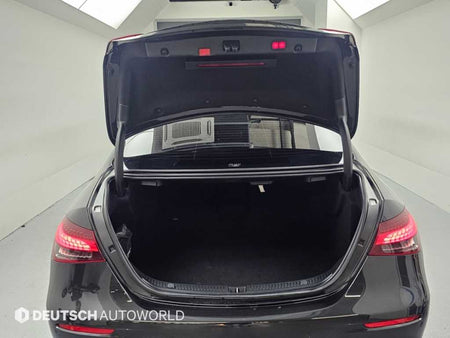 Mercedes-Benz E-Class — photo 19
