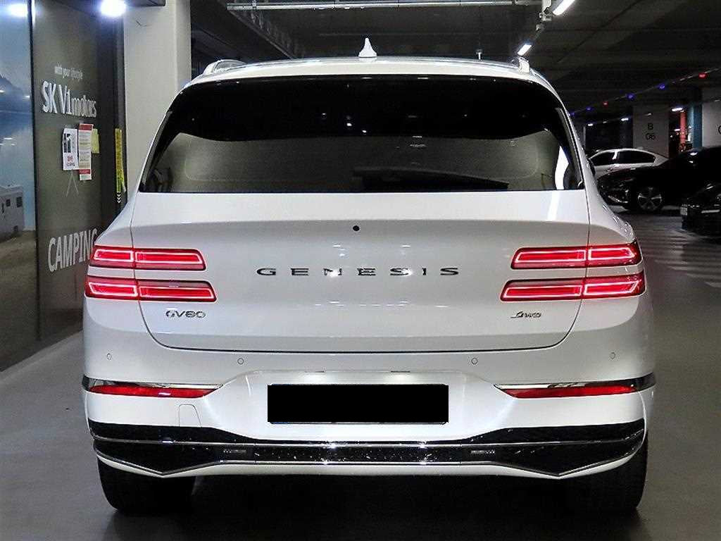 Genesis GV80 — photo 05