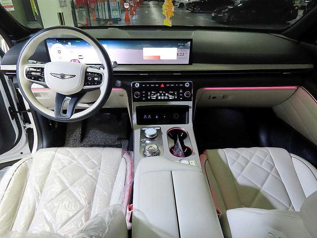Genesis GV80 — photo 10