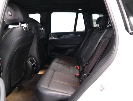 BMW iX3 — photo 09