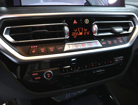 BMW iX3 — photo 12