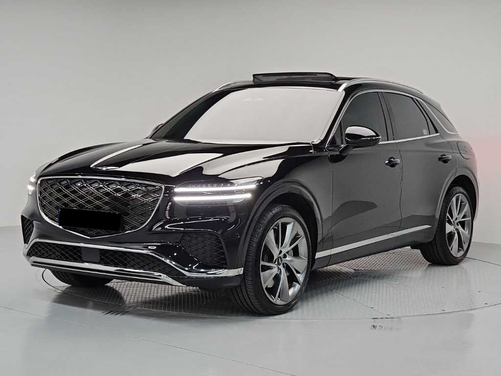 Genesis GV70 — photo 01