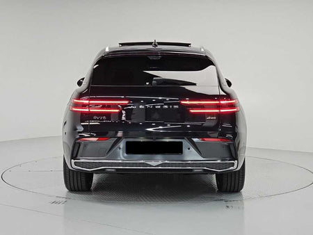Genesis GV70 — photo 03