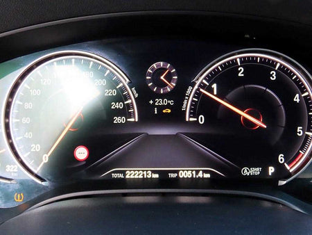 BMW 5-Series — photo 09
