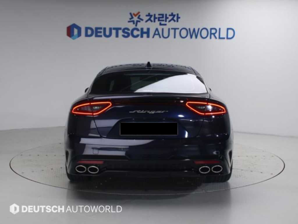 Kia Stinger — photo 05