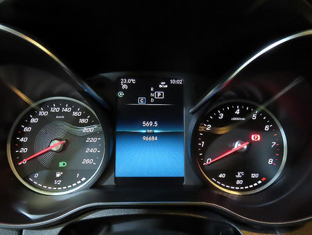 Mercedes-Benz C-Class — photo 09