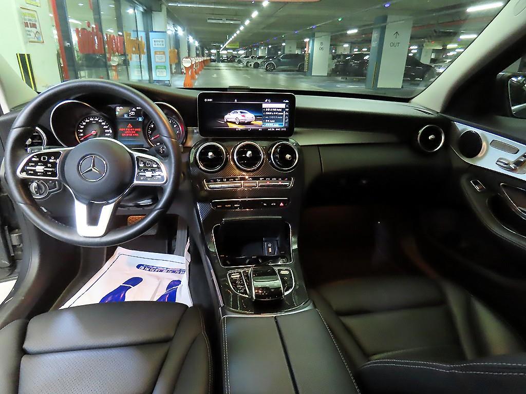 Mercedes-Benz C-Class — photo 10