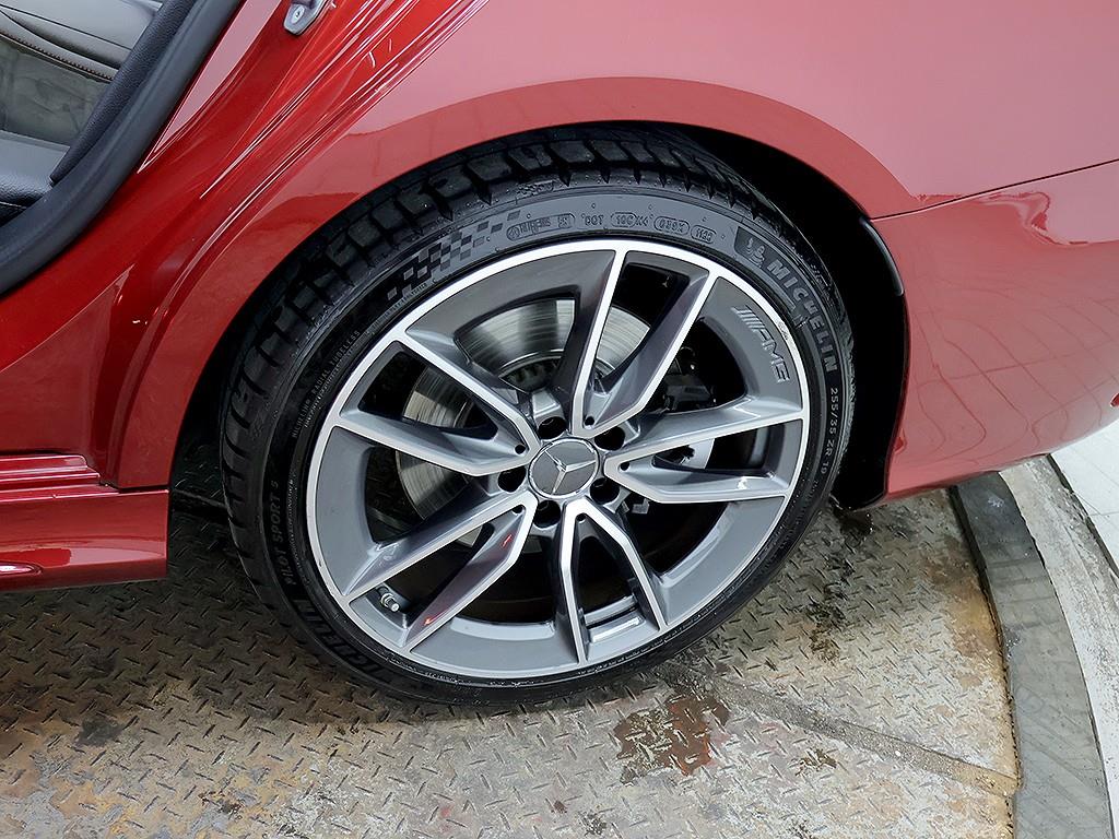 Mercedes-Benz C-Class — photo 08