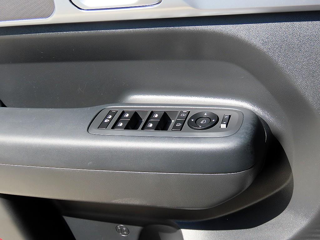 Hyundai Santafe — photo 11