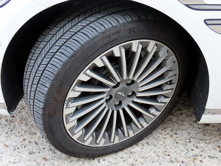 Genesis G80 — photo 20