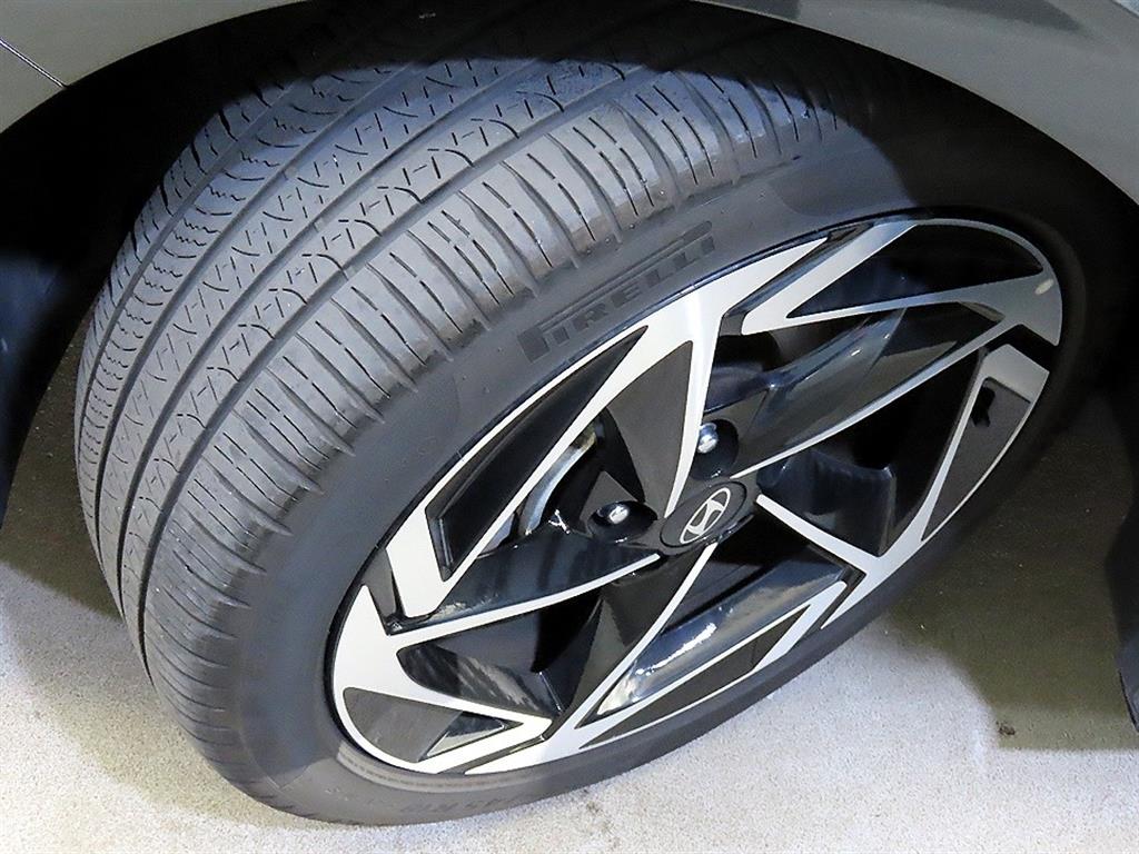 Hyundai Sonata — photo 20
