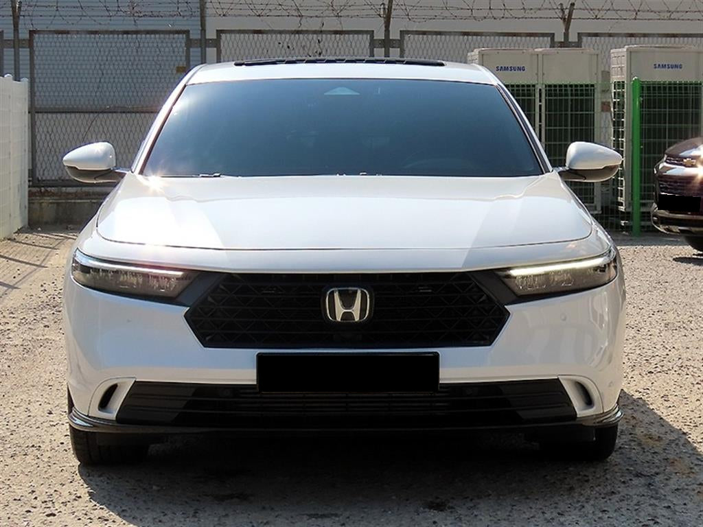 Honda Accord — photo 01