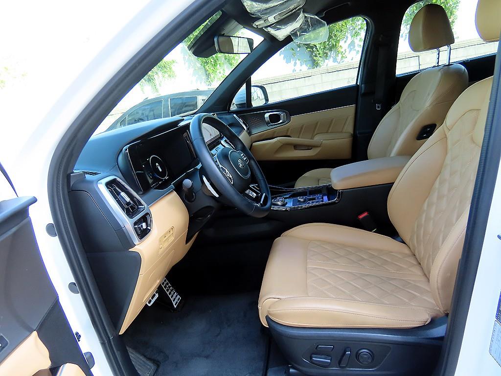 Kia Sorento — photo 05
