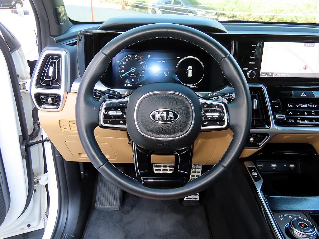 Kia Sorento — photo 08