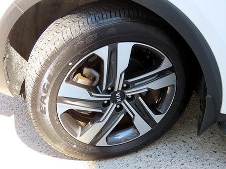 Kia Sorento — photo 20