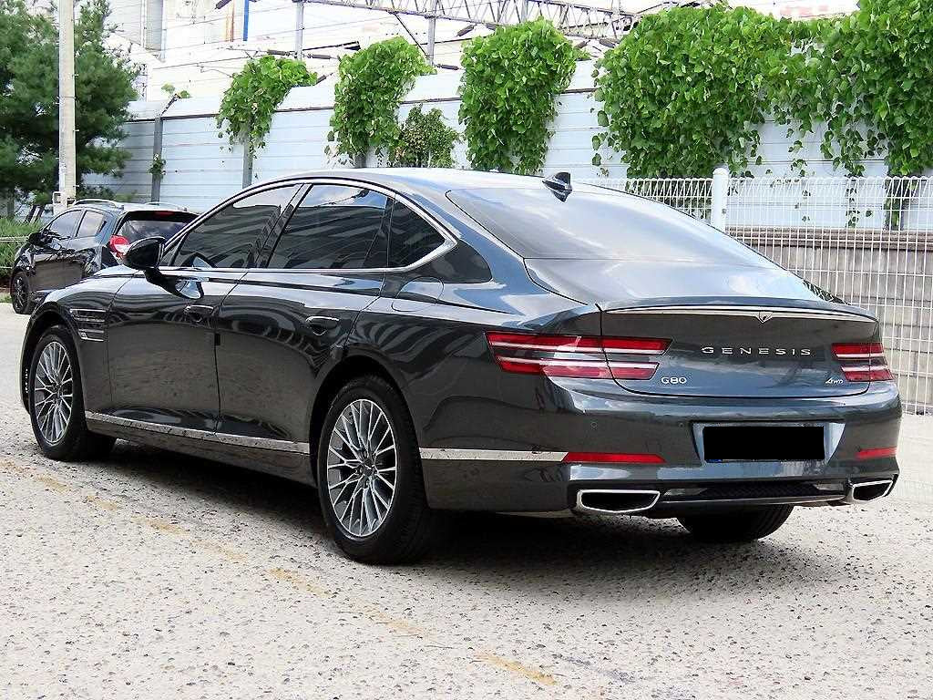 Genesis G80 — photo 03