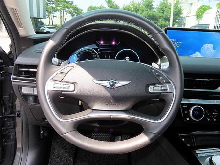 Genesis G80 — photo 08