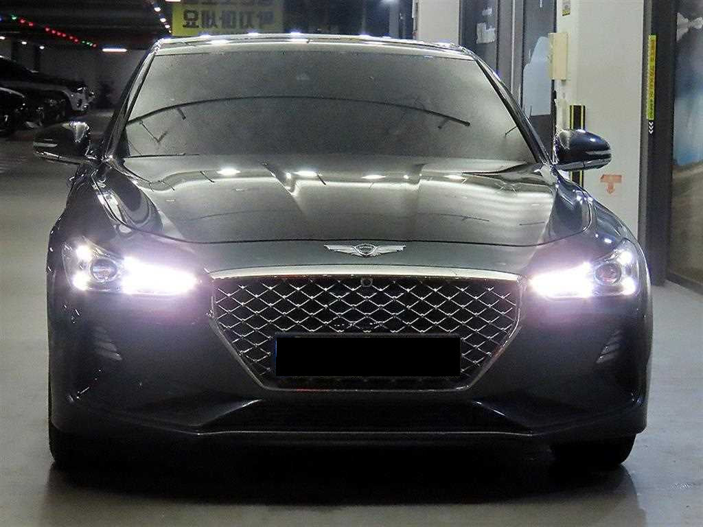 Genesis G70 — photo 02
