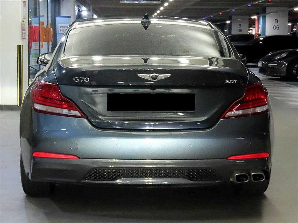 Genesis G70 — photo 05