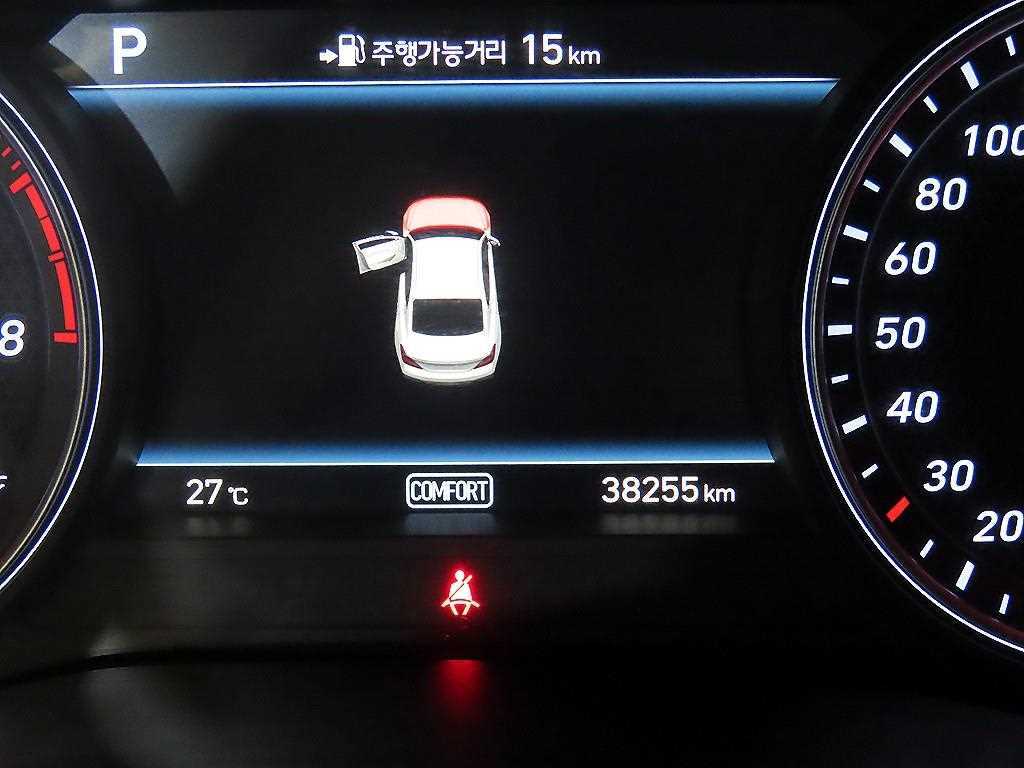 Genesis G70 — photo 09