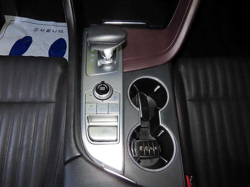 Genesis G70 — photo 12
