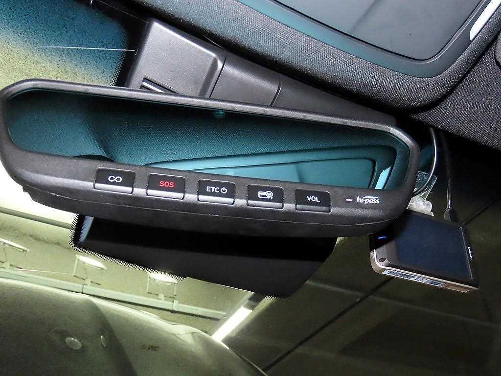 Genesis G70 — photo 17
