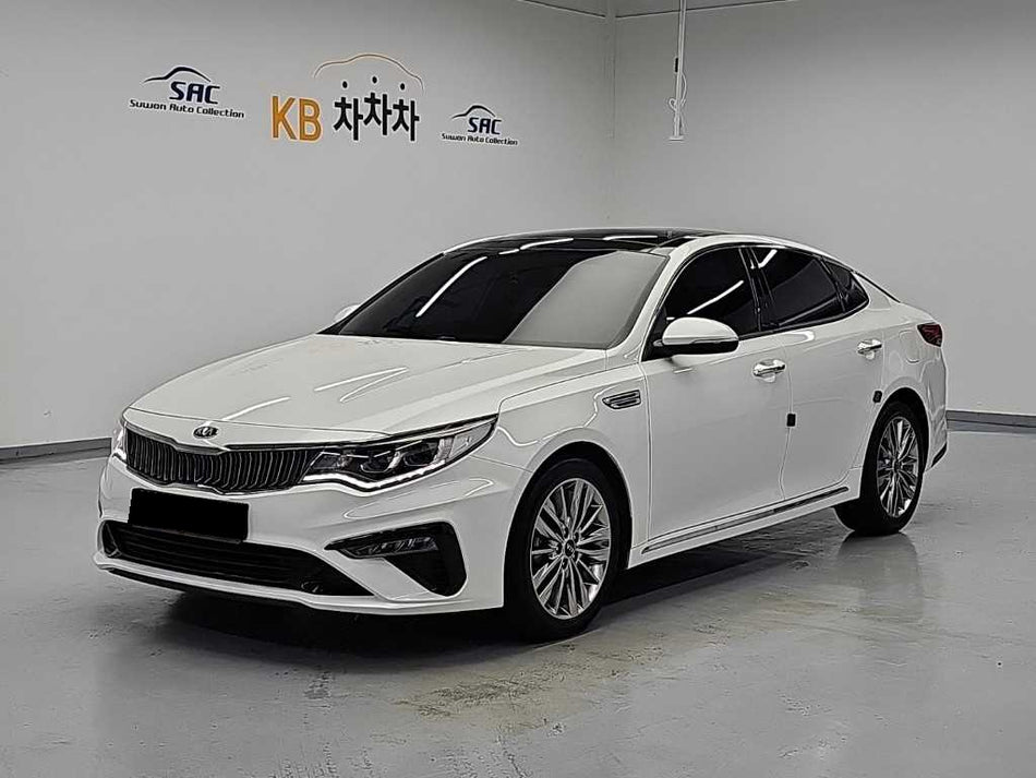 Kia K5 — photo 01