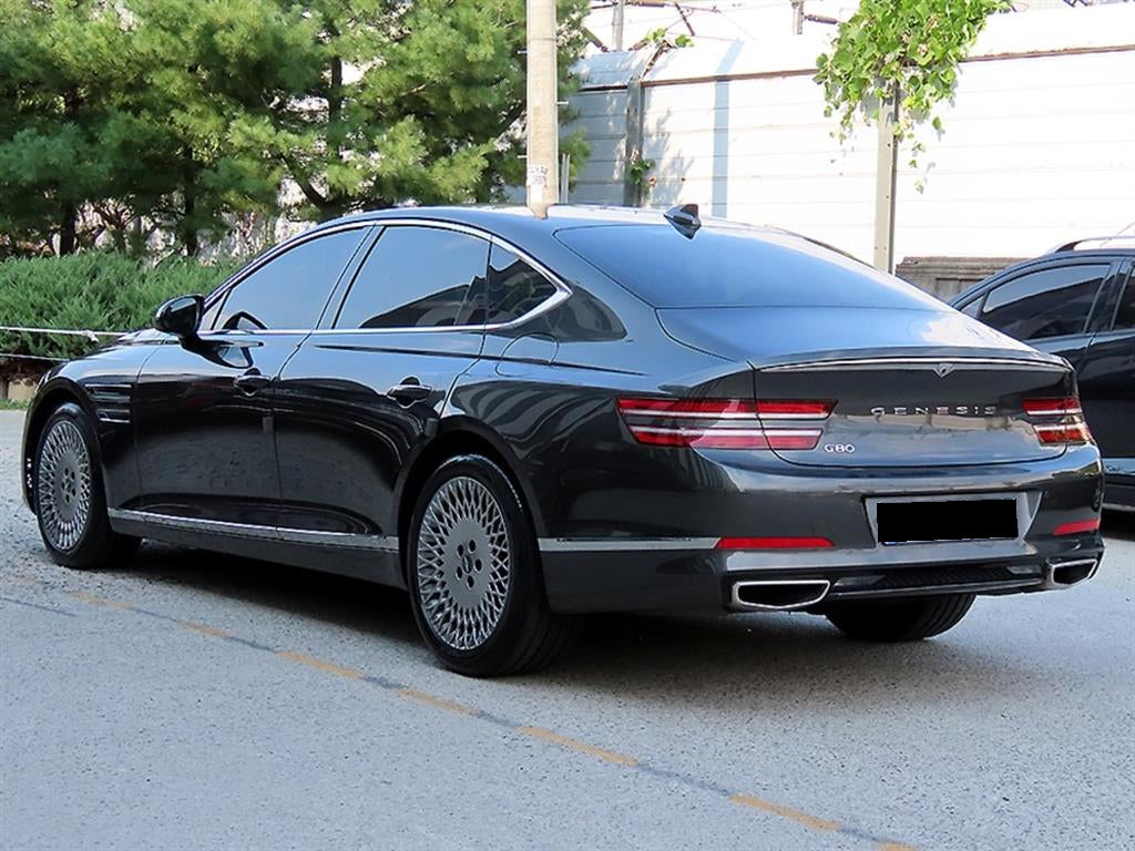 Genesis G80 — photo 03
