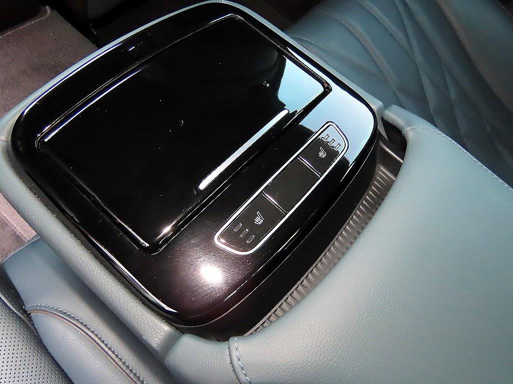 Genesis G80 — photo 17