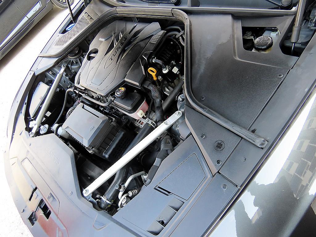 Genesis G80 — photo 19