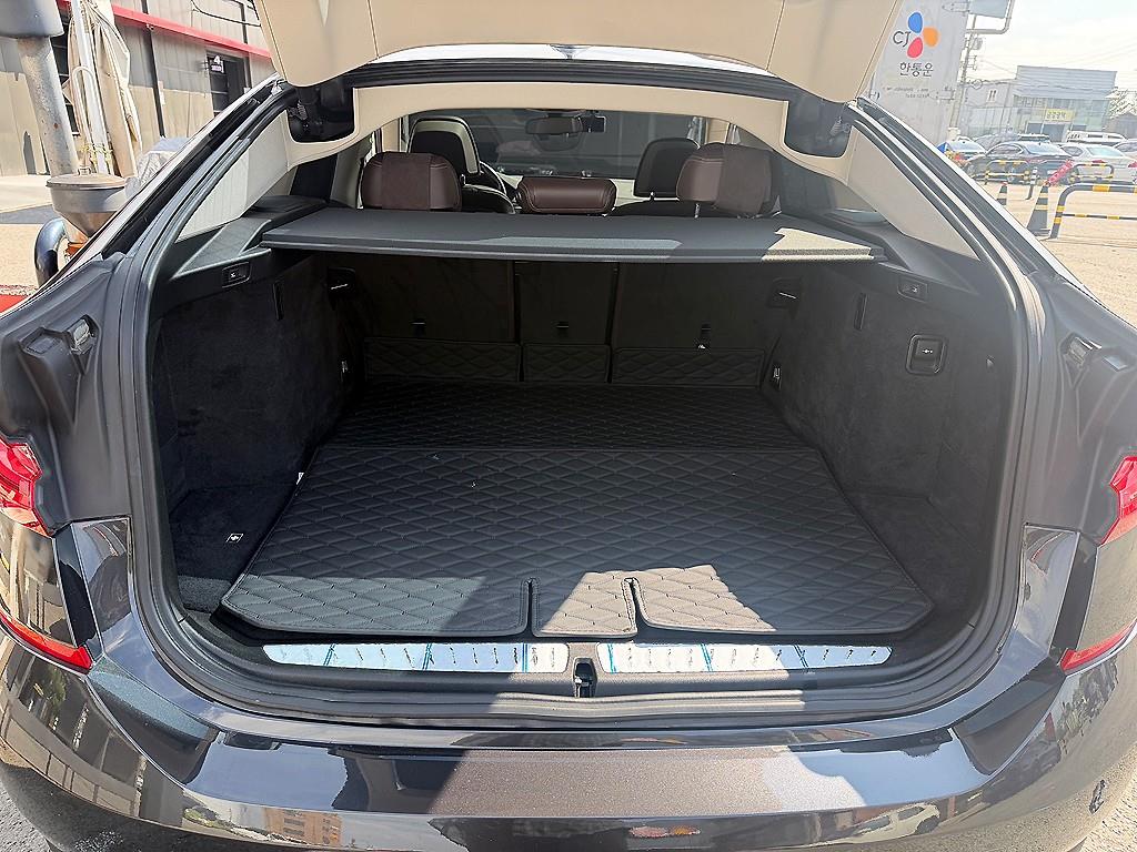 BMW Gran Turismo — photo 18