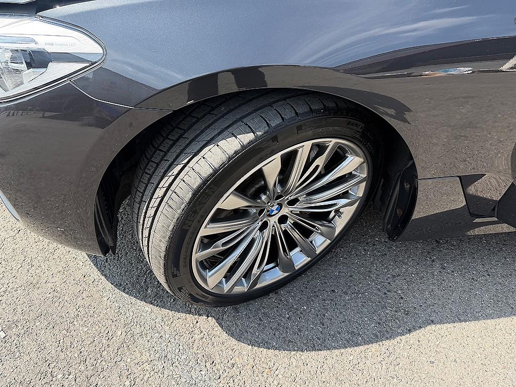 BMW Gran Turismo — photo 20