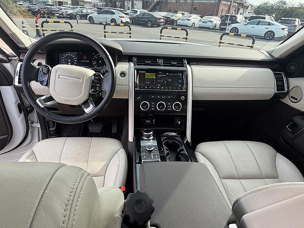 Land Rover Discovery — photo 05