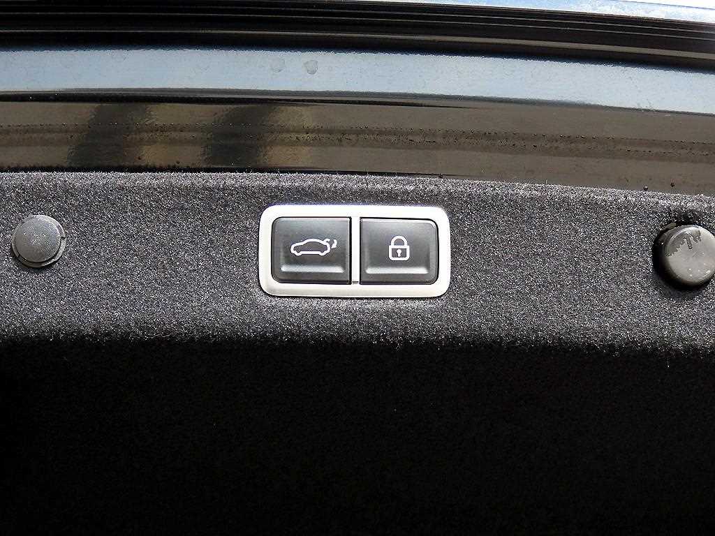 Hyundai Grandeur — photo 15