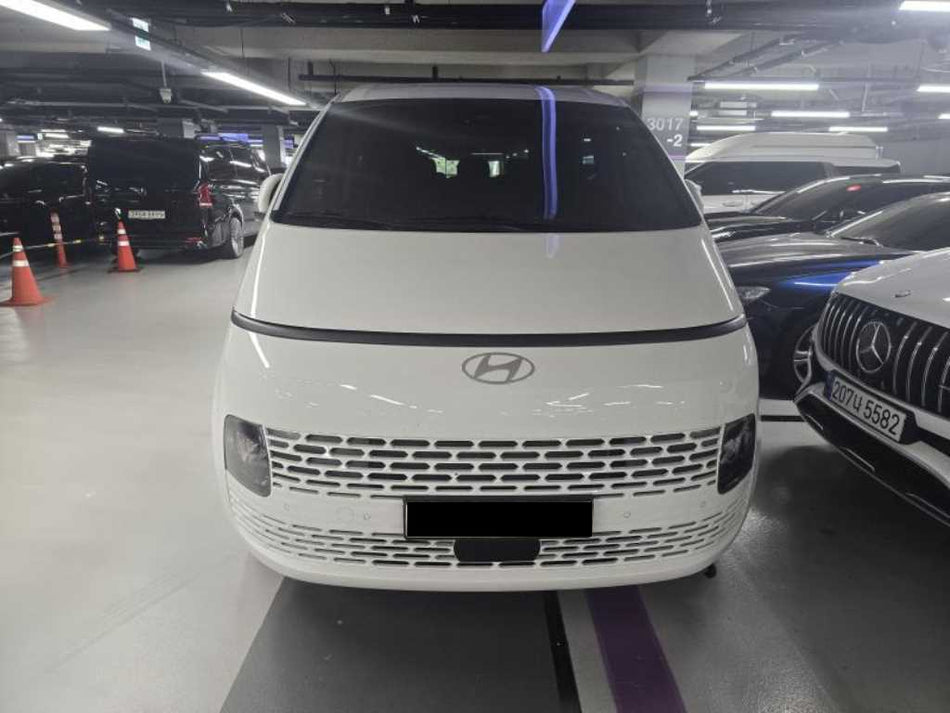 Hyundai Staria — photo 01