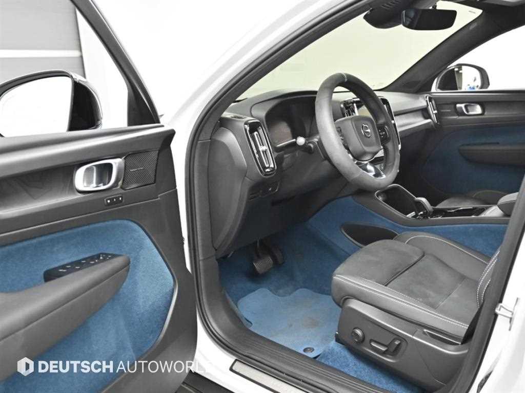 Volvo C40 — photo 11