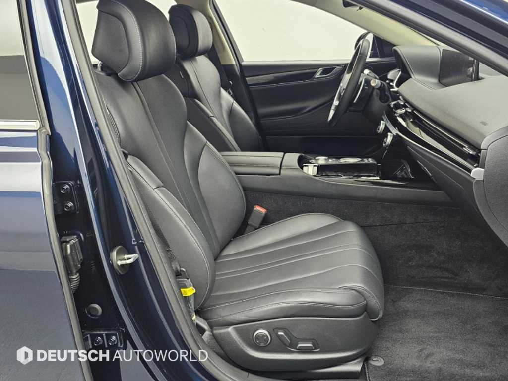 Genesis G80 — photo 10