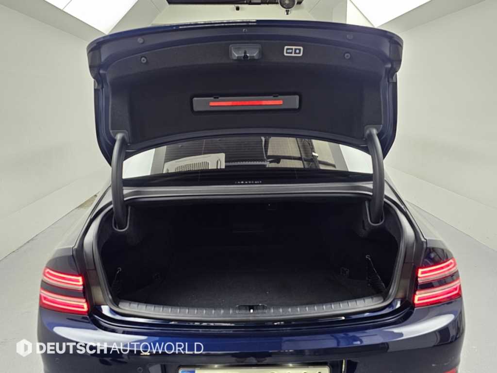 Genesis G80 — photo 19