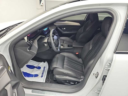 Peugeot 408 — photo 11