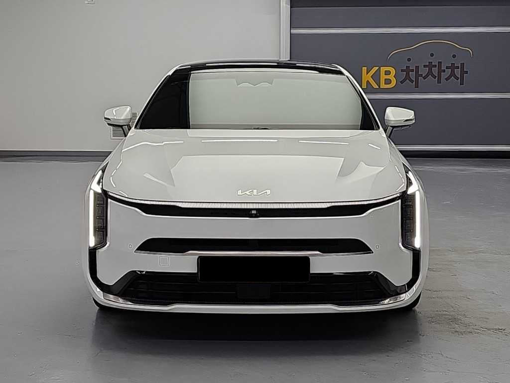 Kia K8 — photo 03