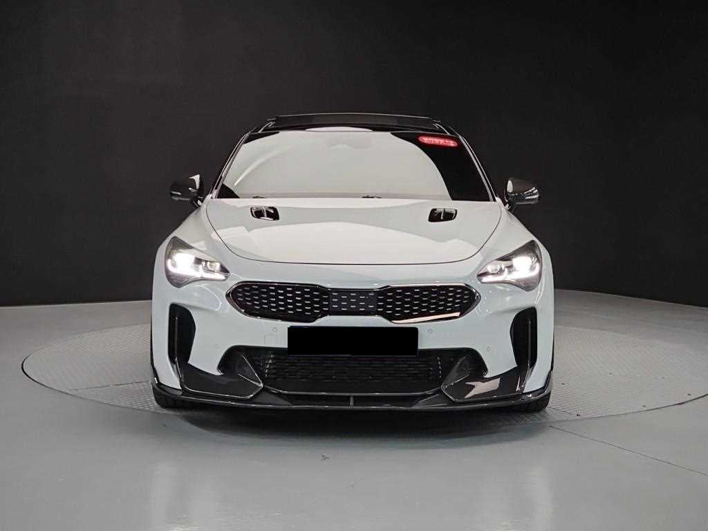 Kia Stinger — photo 02