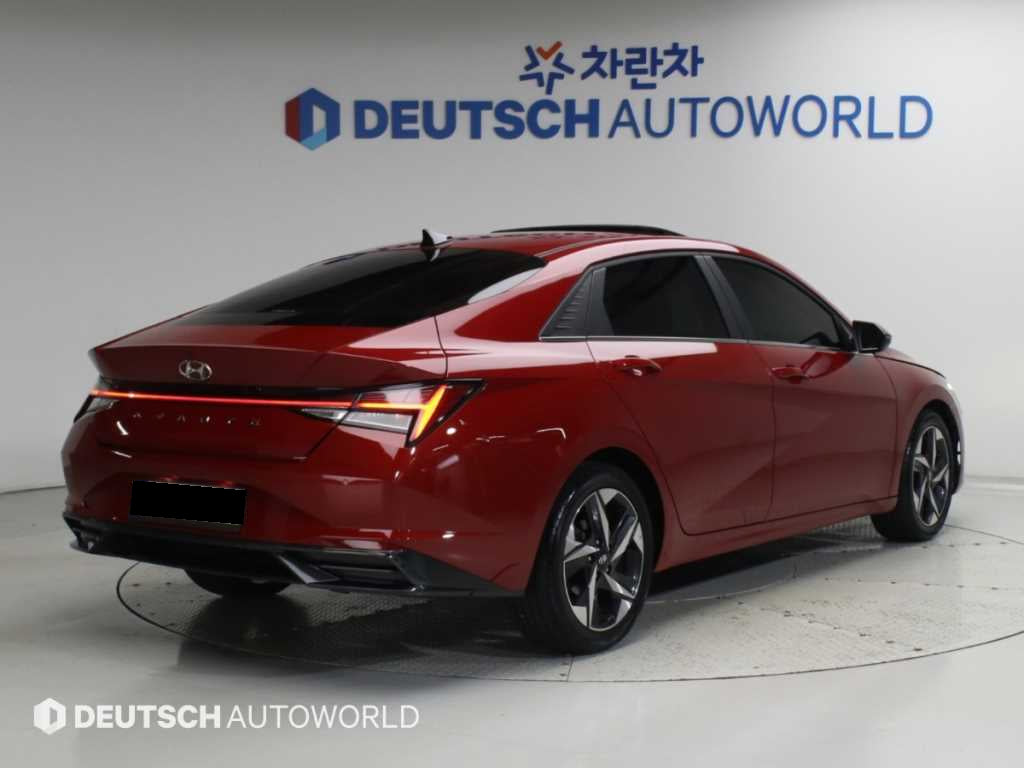Hyundai Avante — photo 02