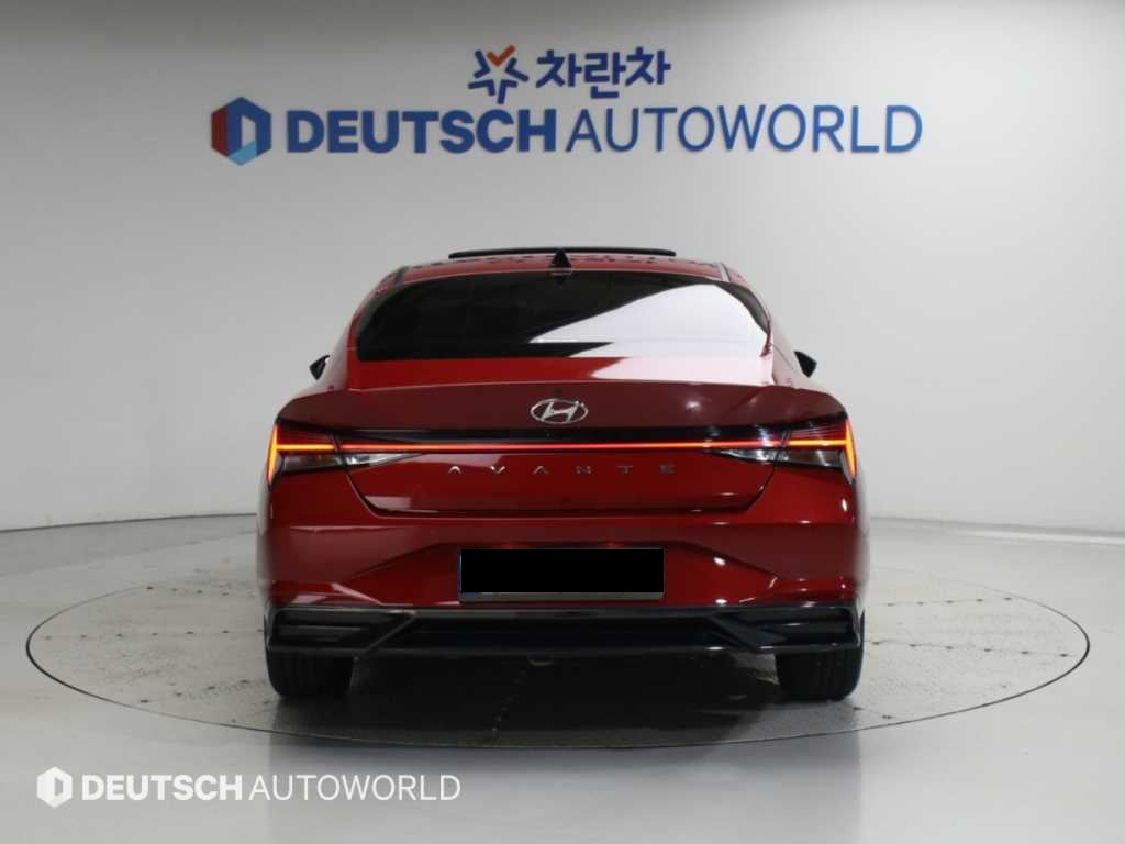 Hyundai Avante — photo 04