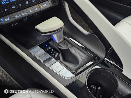 Hyundai Avante — photo 09