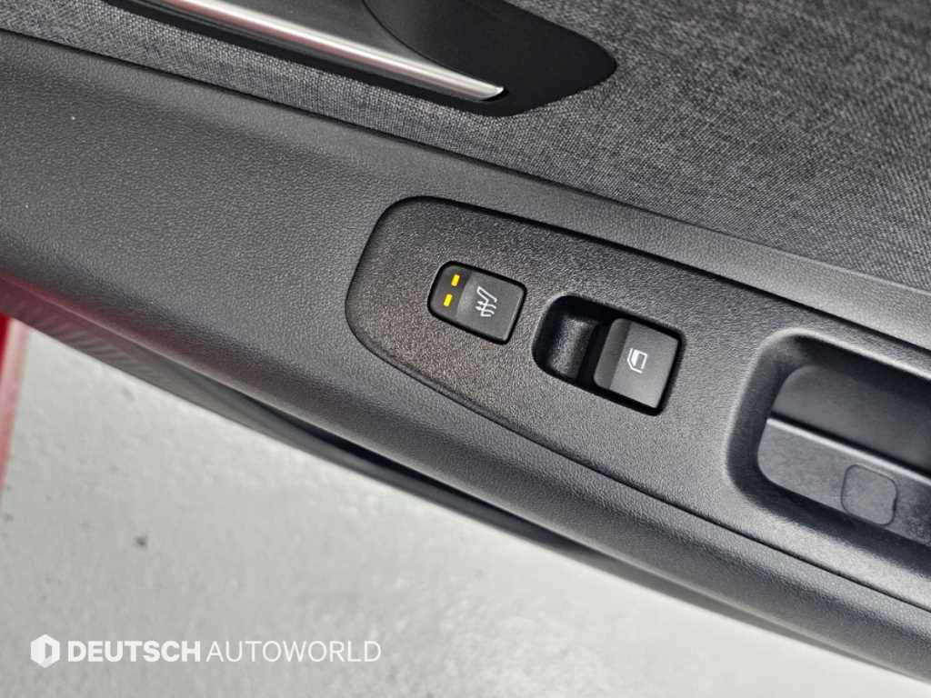 Hyundai Avante — photo 16