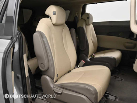 Kia Carnival — photo 12