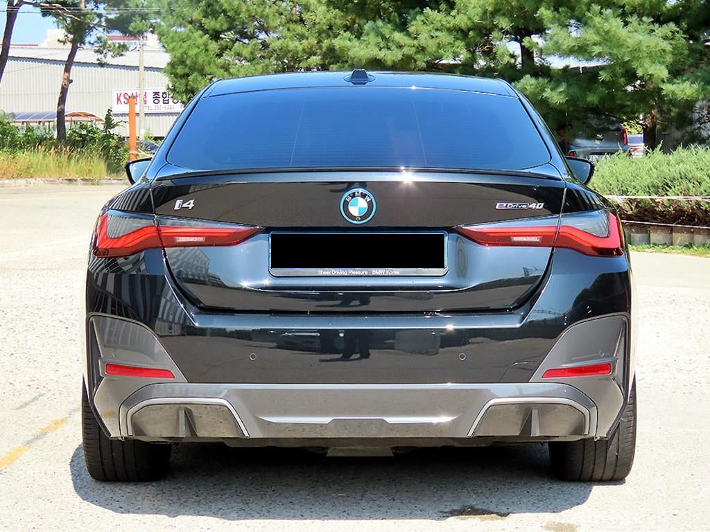 BMW i4 — photo 04