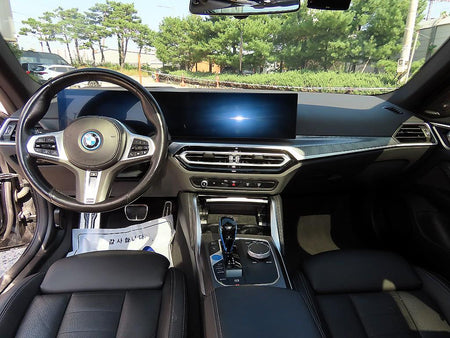 BMW i4 — photo 07